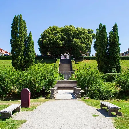 Rozalia Garden Gate 3* Avrig